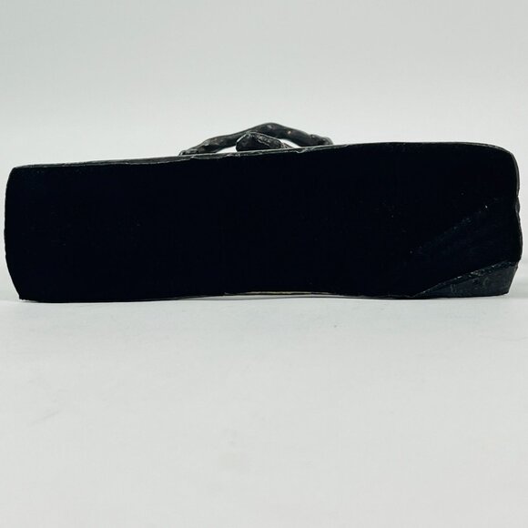 Handmade Metal Cyclist Sculpture - Picture 4 of 7